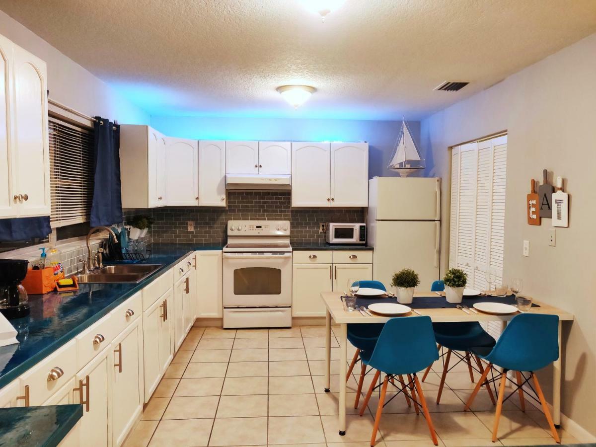 Palmetto Manatee River Cottage In Historical Oldtown, Sleeps Up To 7 People מראה חיצוני תמונה